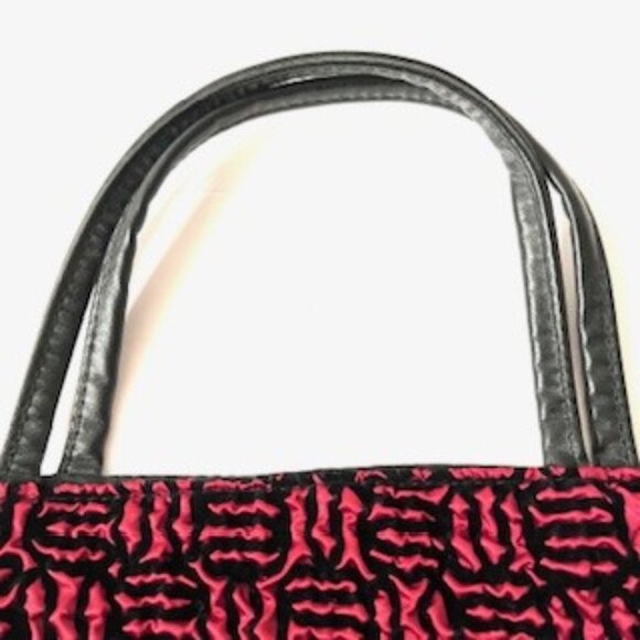Red and Black Cinch Tote Bag ( New, Vintage ) - Picture 4 of 7